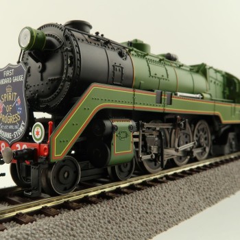 Australian Railway Models 87005 C38 Class 4-6-2 'Pacific' Express Passenger Steam Locomotive 3830 Spirit of Progress - 1:87
