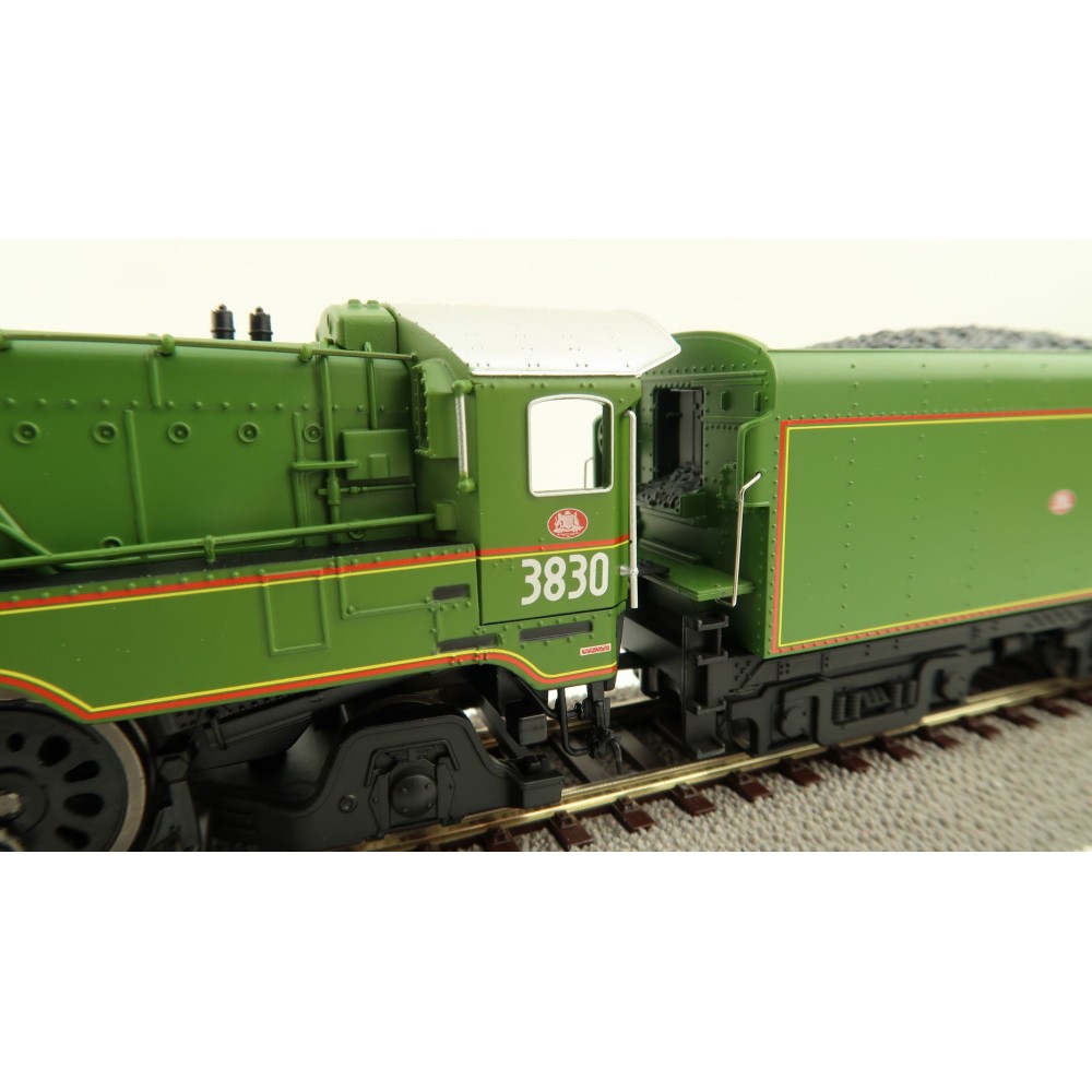 Australian Railway Models 87005 C38 Class 4-6-2 'Pacific' Express Passenger Steam Locomotive 3830 Spirit of Progress - 1:87