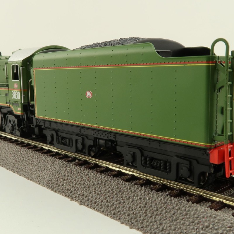 Australian Railway Models 87005 C38 Class 4-6-2 'Pacific' Express Passenger Steam Locomotive 3830 Spirit of Progress - 1:87