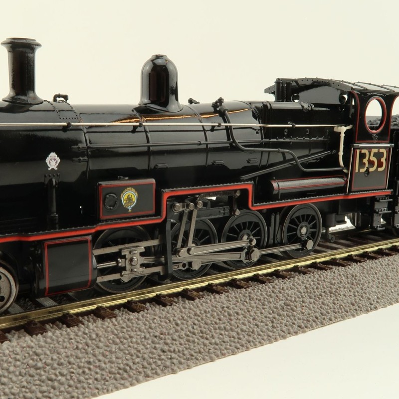 Australian Railway Models 87050 NSWGR D55 K Class 2-8-0 Consolidation Steam Locomotive - 1:87