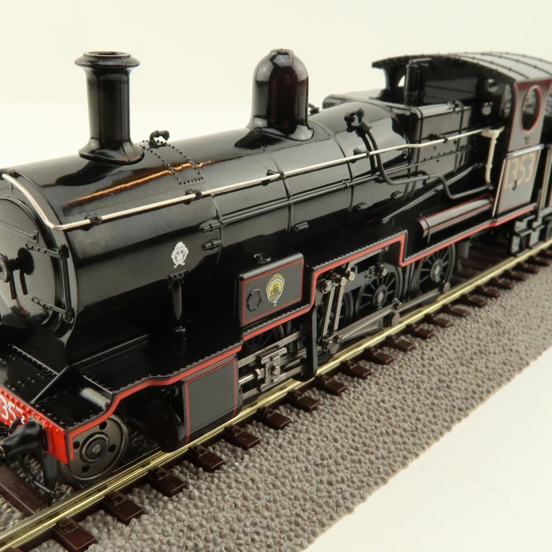 Australian Railway Models 87050 NSWGR D55 K Class 2-8-0 Consolidation Steam Locomotive - 1:87