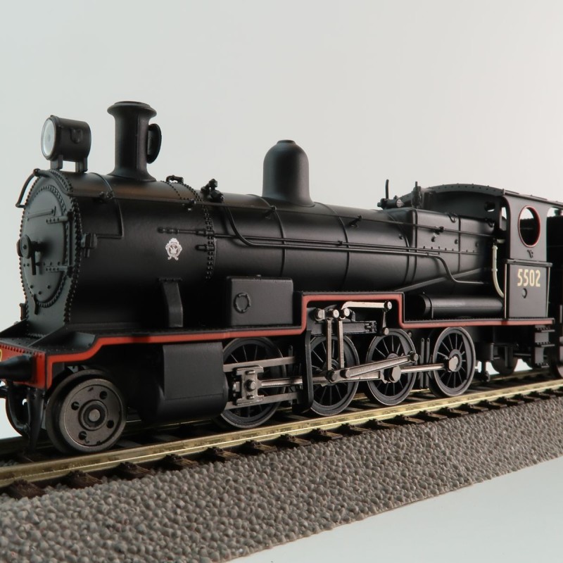 Australian Railway Models 87051 NSWGR D55 K Class 2-8-0 5502 Consolidation Steam Locomotive Oil Tender - 1:87