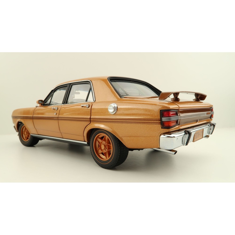 Classic Carlectables 18762 FORD XY FALCON GT-HO PHASE III 50TH ANNIVERSARY GOLD - Scale 1:18
