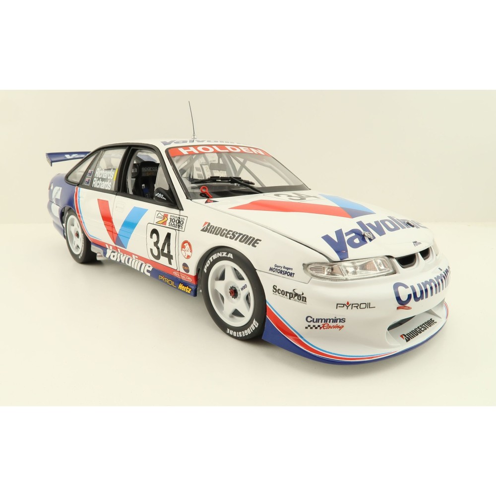 Classic Carlectables 18768 Holden VS Commodore 1997 Bathurst 2nd Place - Richards / Richards - Scale 1:18