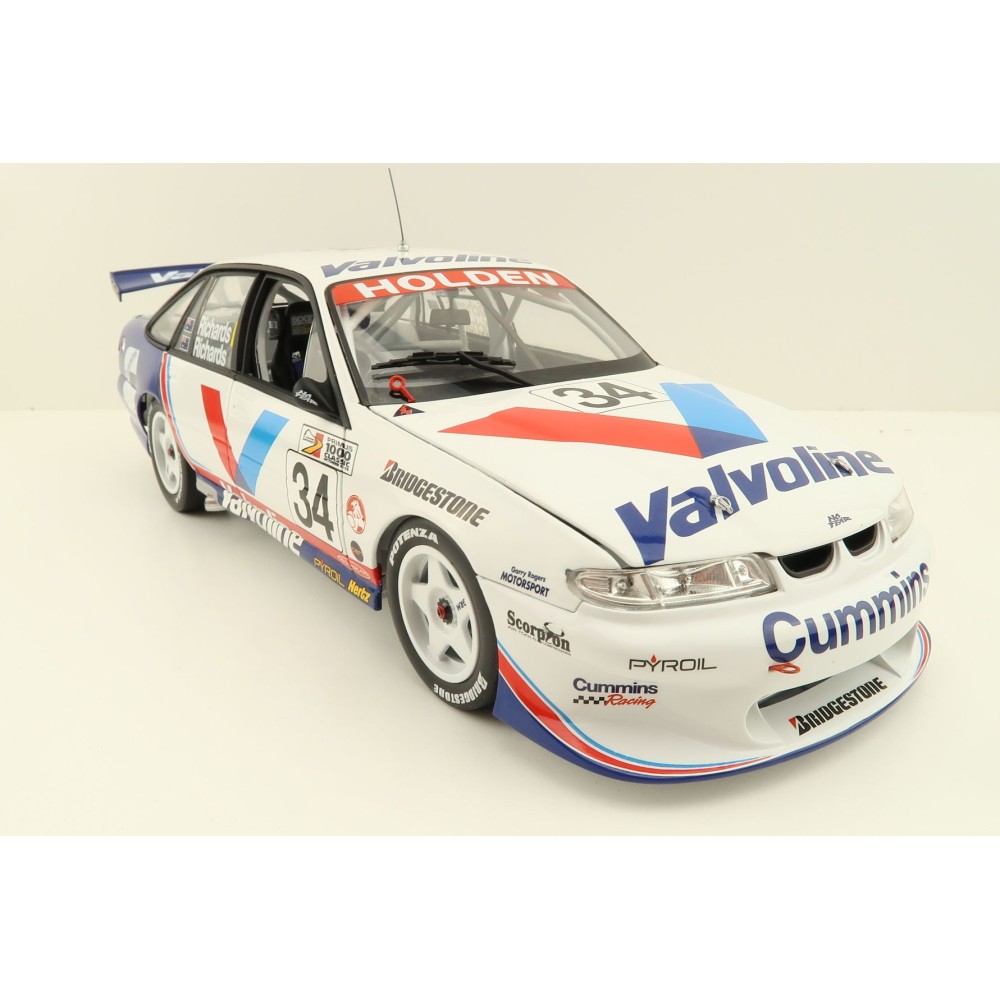 Classic Carlectables 18768 Holden VS Commodore 1997 Bathurst 2nd Place - Richards / Richards - Scale 1:18