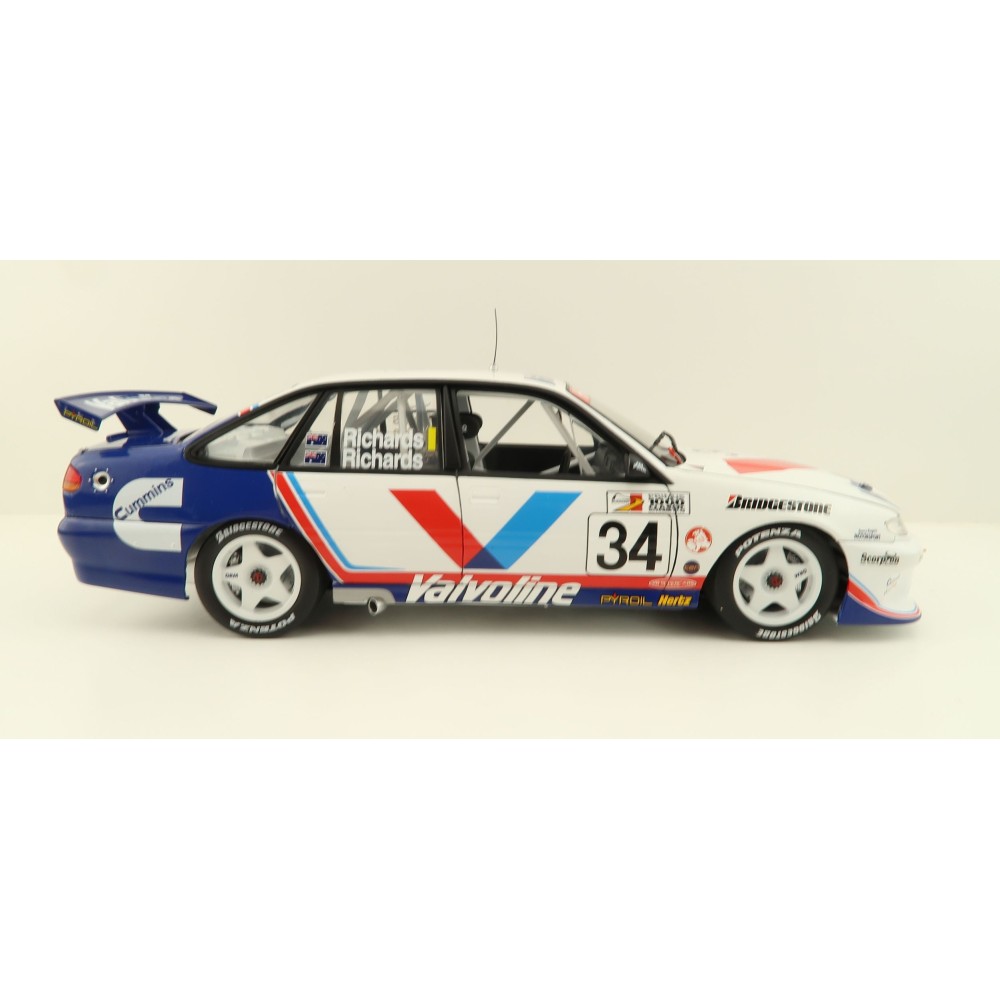 Classic Carlectables 18768 Holden VS Commodore 1997 Bathurst 2nd Place - Richards / Richards - Scale 1:18