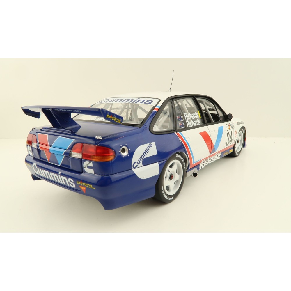 Classic Carlectables 18768 Holden VS Commodore 1997 Bathurst 2nd Place - Richards / Richards - Scale 1:18