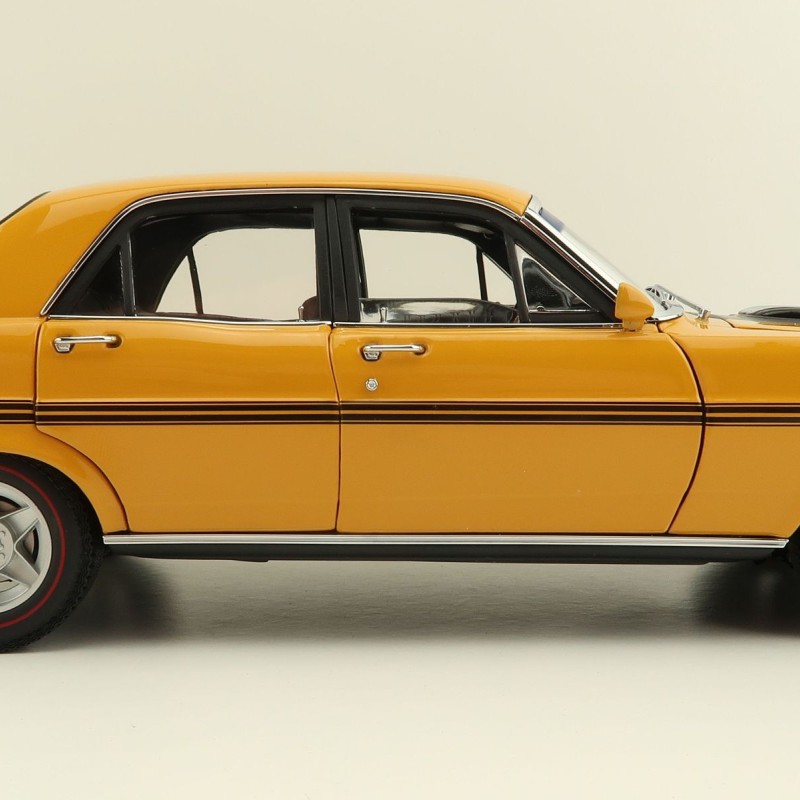 Classic Carlectables 18769 Ford XY Falcon Phase III GTHO Yellow Ochre - Scale 1:18