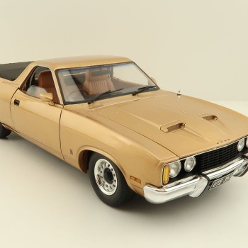 Classic Carlectables 18771 Ford XC Falcon Ute GS Desert Haze - Scale 1:18