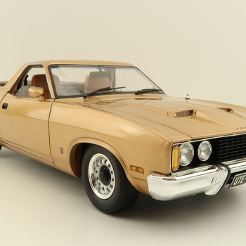 Classic Carlectables 18771 Ford XC Falcon Ute GS Desert Haze - Scale 1:18