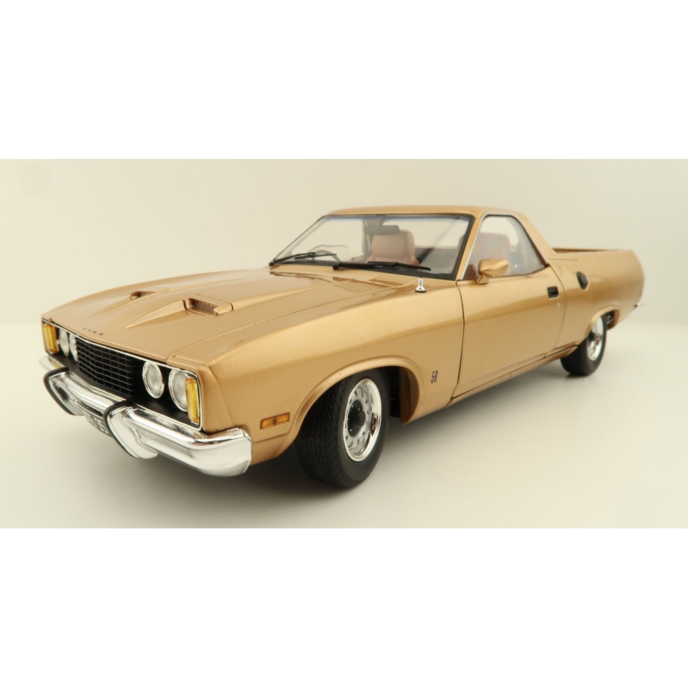 Classic Carlectables 18771 Ford XC Falcon Ute GS Desert Haze - Scale 1:18