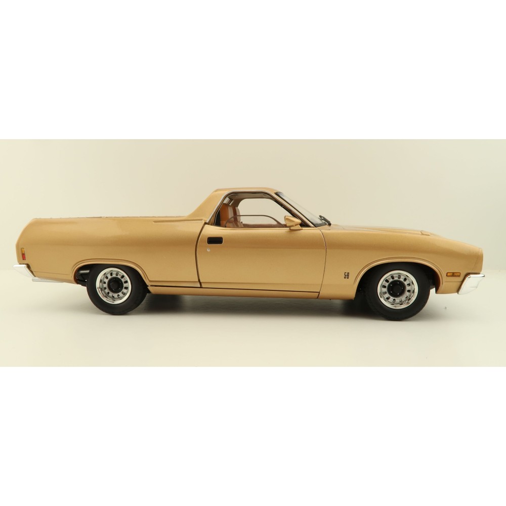 Classic Carlectables 18771 Ford XC Falcon Ute GS Desert Haze - Scale 1:18