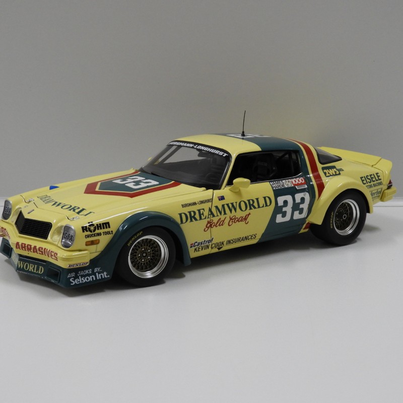 Classic Carlectables 18775 Chevrolet Z28 Camaro 1983 Bathurst Mike Burgmann / Tony Longhurst - Scale 1:18
