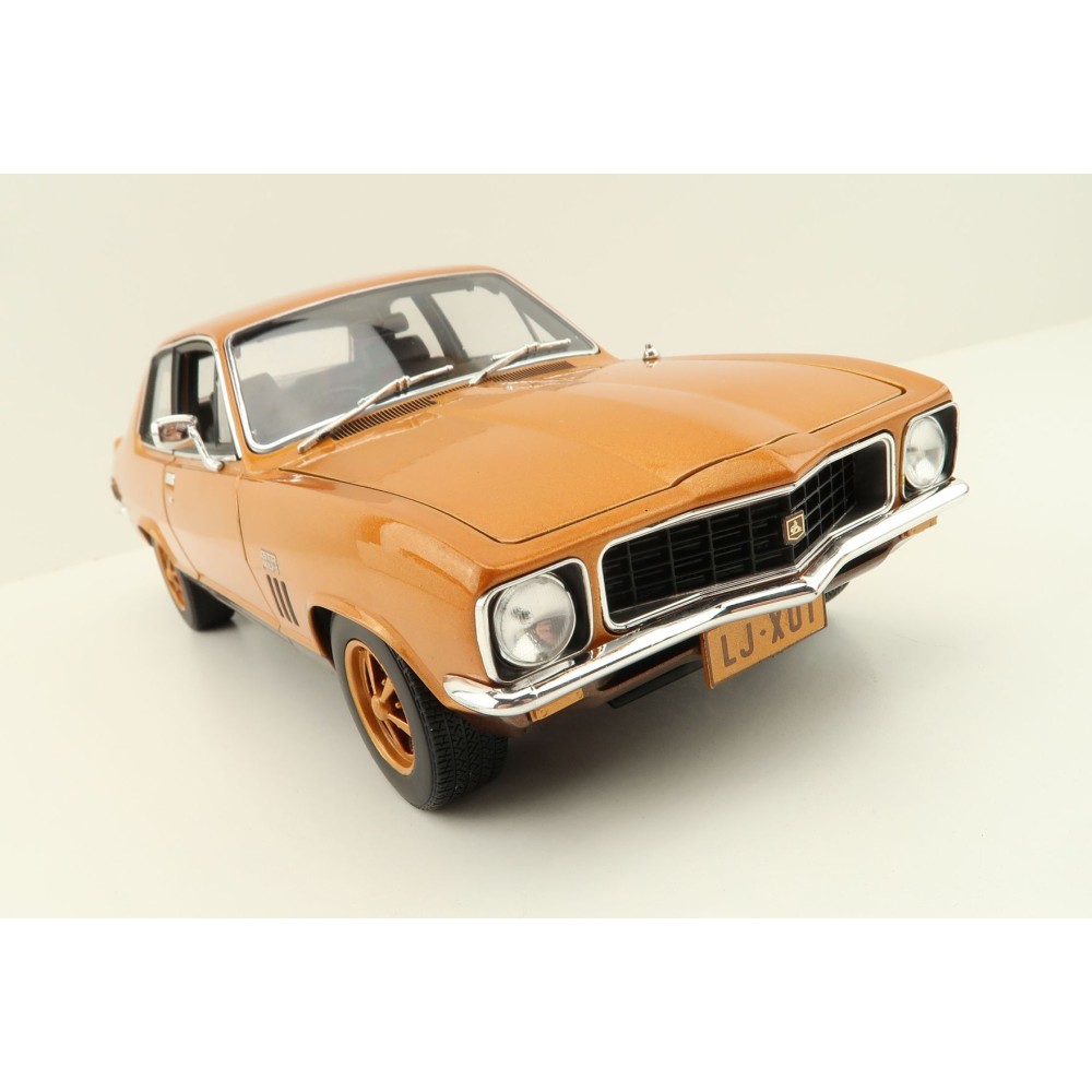 Classic Carlectables 18777 Holden Torana LJ GTR XU-1 - 50 th Anniversary - Scale 1:18