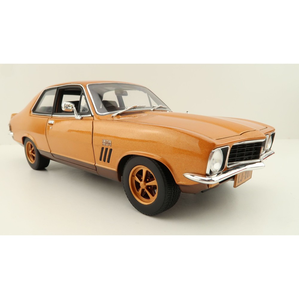 Classic Carlectables 18777 Holden Torana LJ GTR XU-1 - 50 th Anniversary - Scale 1:18