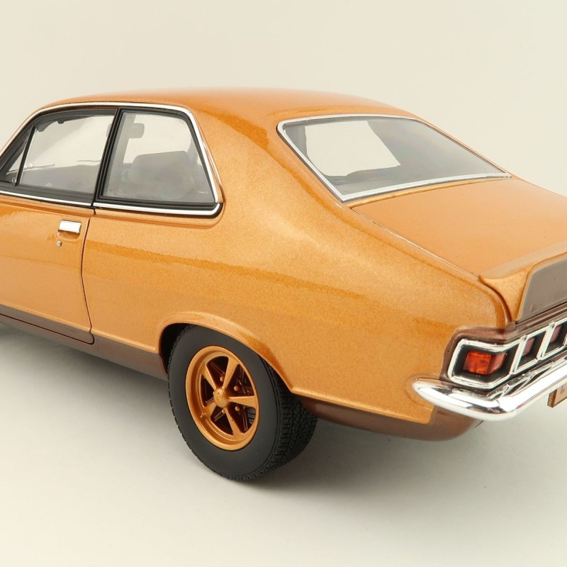 Classic Carlectables 18777 Holden Torana LJ GTR XU-1 - 50 th Anniversary - Scale 1:18