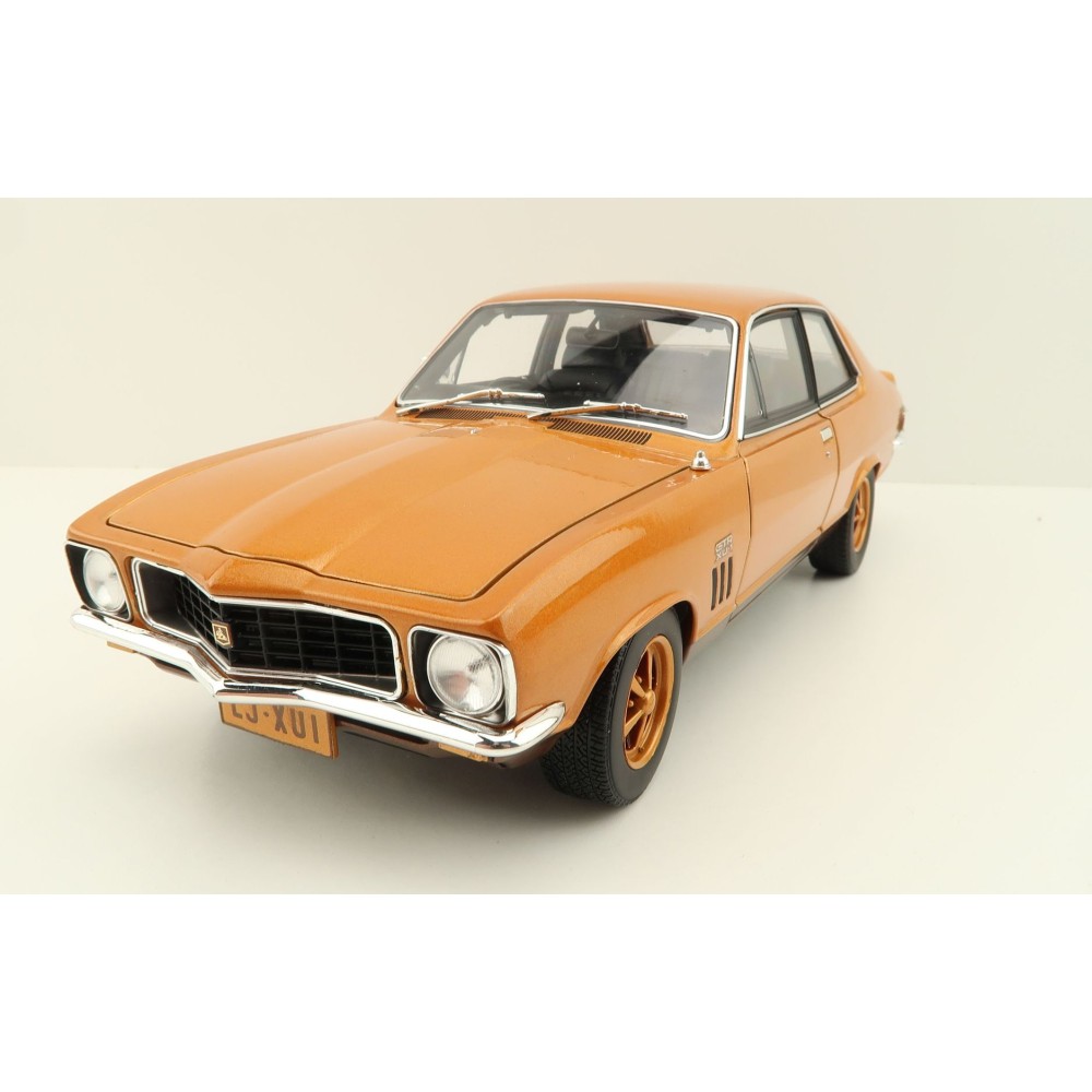 Classic Carlectables 18777 Holden Torana LJ GTR XU-1 - 50 th Anniversary - Scale 1:18