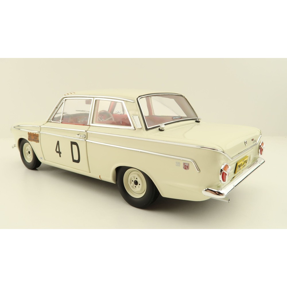 Classic Carlectables 18778 - Ford Cortina GT 500 1965 Bathurst Second Place McPhee / Mulholland - Scale 1:18