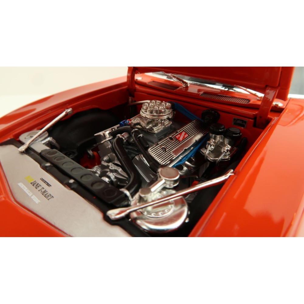 Classic Carlectables 18786 Chevrolet Camaro 1972 ATCC Round 1 Symmons Plains 2nd Place - Scale 1:18