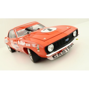 Classic Carlectables 18786 Chevrolet Camaro 1972 ATCC Round 1 Symmons Plains 2nd Place - Scale 1:18