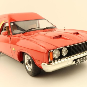 Classic Carlectables 18792 Ford XC Sundowner Panel Van Flame Red - Scale 1:18