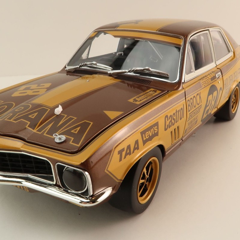 Classic Carlectables 18795 Holden LJ Torana GTR XU-1 1972 Bathurst winner Peter Brock 50th Anniversary Gold Livery - Scale 1:18