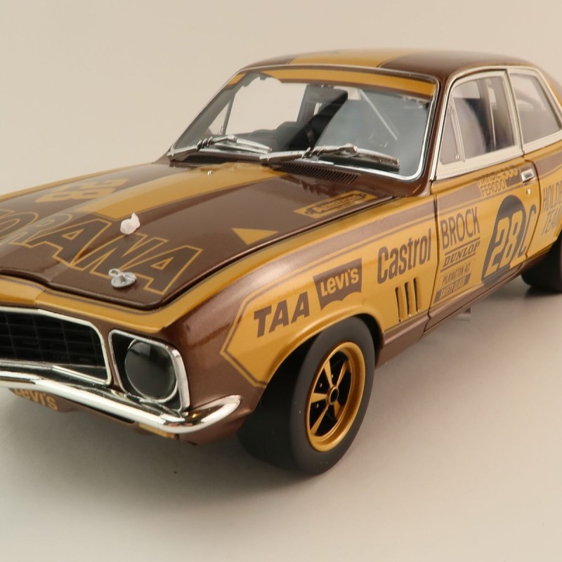 Classic Carlectables 18795 Holden LJ Torana GTR XU-1 1972 Bathurst winner Peter Brock 50th Anniversary Gold Livery - Scale 1:18