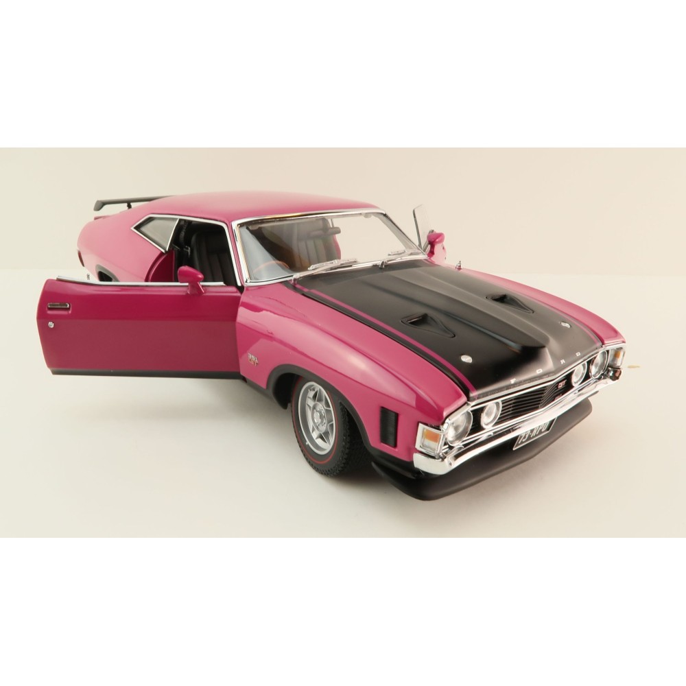 Classic Carlectables 18798 Ford XA Falcon RPO83 Coupe Wild Plum - Scale 1:18
