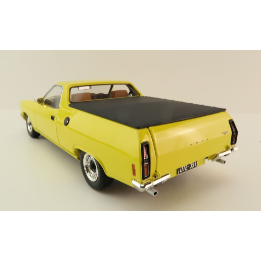 Classic Carlectables 18799 Ford XC Falcon Utility Ute Pine N Lime - Scale 1:18