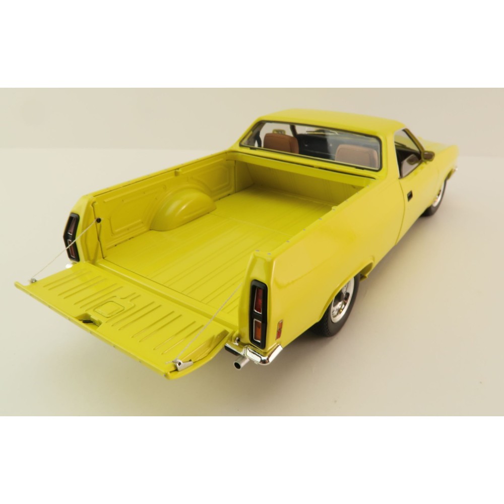 Classic Carlectables 18799 Ford XC Falcon Utility Ute Pine N Lime - Scale 1:18