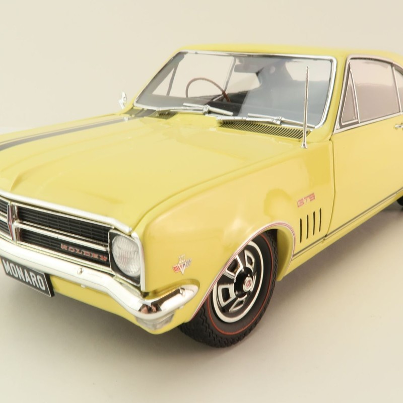 Classic Carlectables 18827 Holden HK GTS 327 Monaro 1968 Bathurst Winner Number 0007 - Scale 1:18
