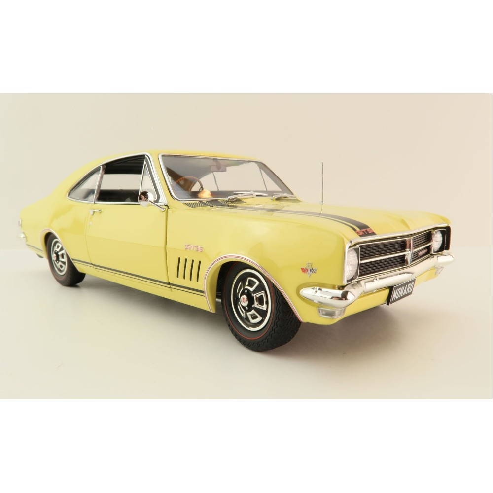 Classic Carlectables 18827 Holden HK GTS 327 Monaro 1968 Bathurst Winner Number 0007 - Scale 1:18