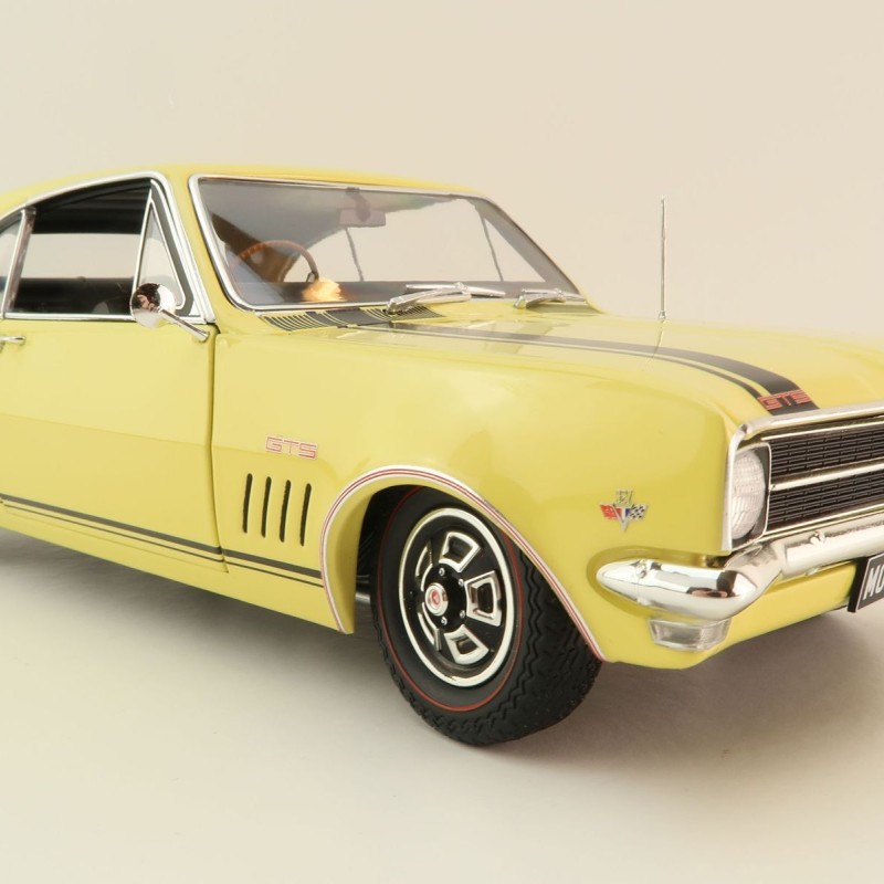 Classic Carlectables 18827 Holden HK GTS 327 Monaro 1968 Bathurst Winner Number 0007 - Scale 1:18