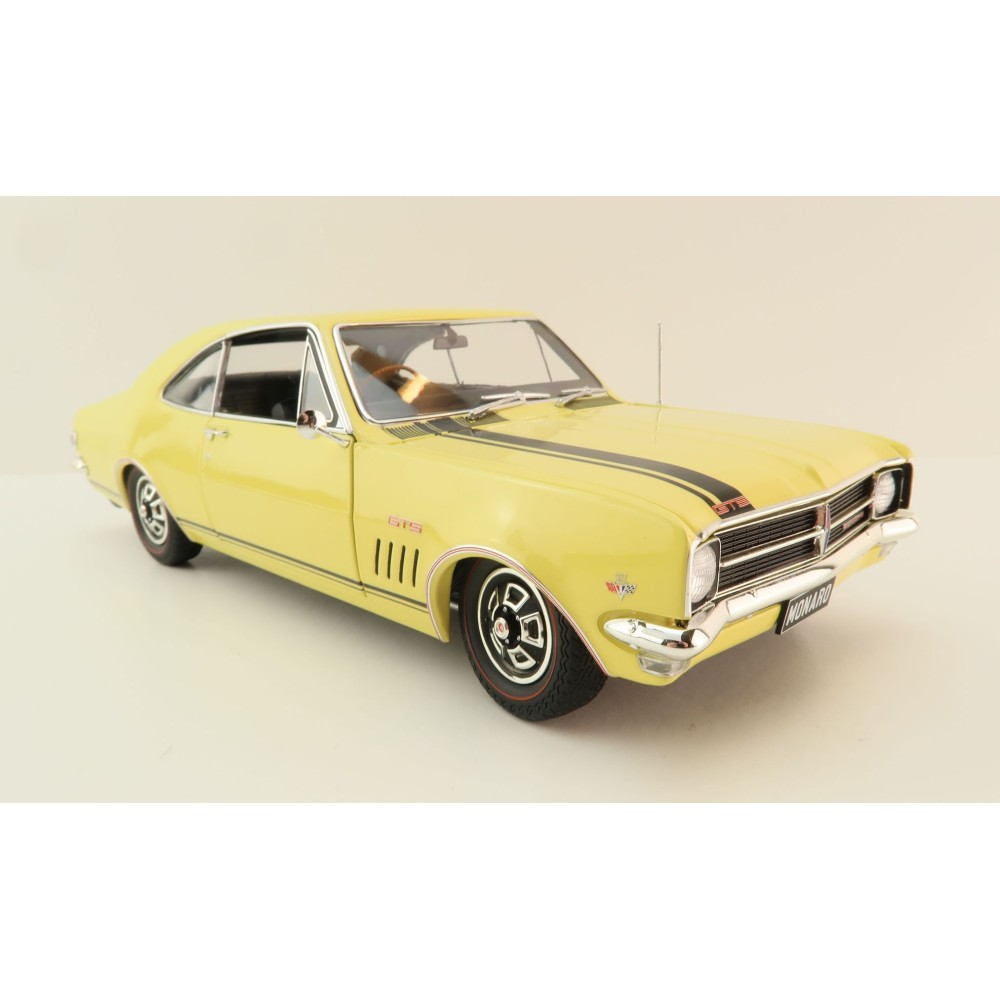Classic Carlectables 18827 Holden HK GTS 327 Monaro 1968 Bathurst Winner Number 0007 - Scale 1:18