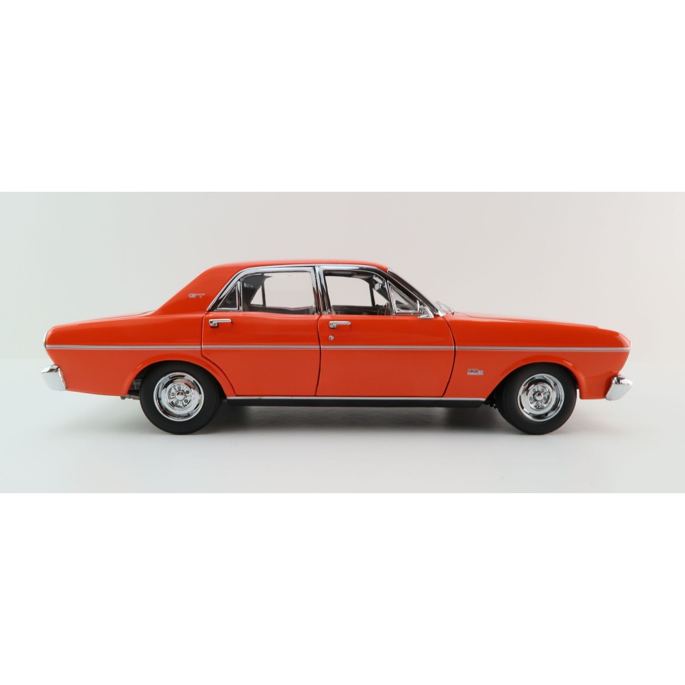 Classic Carlectables 18813 Ford XT Falcon GT Brambles Red - Scale 1:18