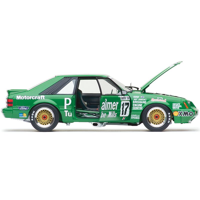 Classic Carlectables 18816 Ford Mustang GT 1985 Sandown 500 No 17 Johnson Perkins - Scale 1:18
