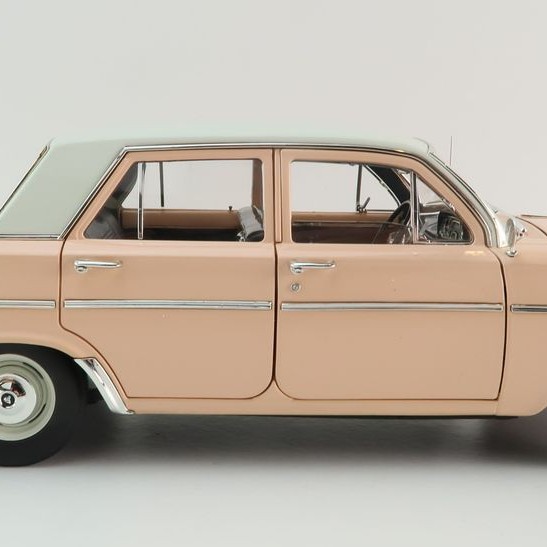 Classic Carlectables 18818 Holden EH S4 Special Quandong - Scale 1:18