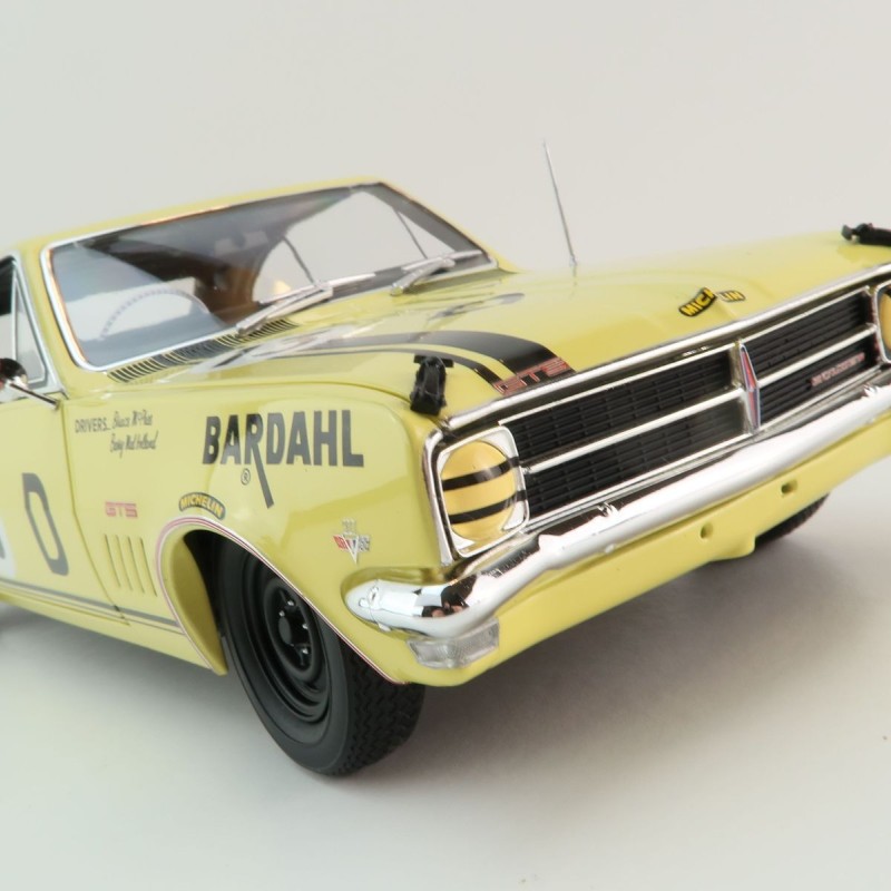 Classic Carlectables 18827 Holden HK GTS 327 Monaro 1968 Bathurst Winner Number 0003 - Scale 1:18