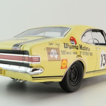 Classic Carlectables 18827 Holden HK GTS 327 Monaro 1968 Bathurst Winner Number 0006 - Scale 1:18