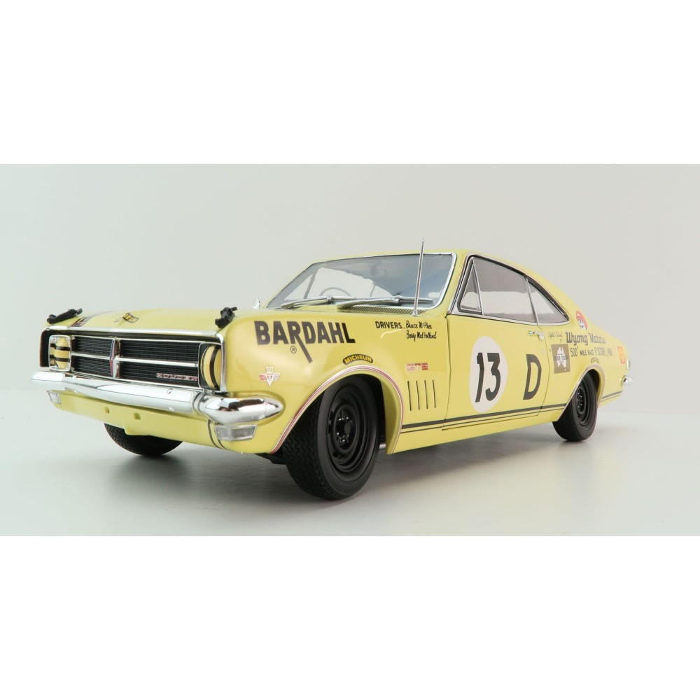 Classic Carlectables 18827 Holden HK GTS 327 Monaro 1968 Bathurst Winner Number 0006 - Scale 1:18