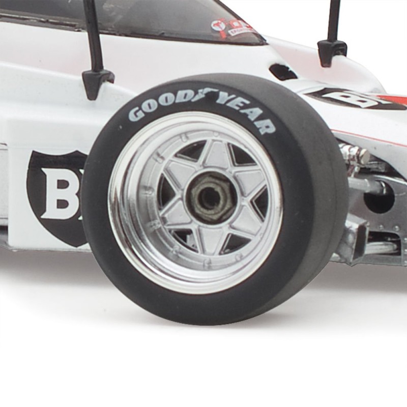 Classic Carlectables 18829 Lola T332 1979 Wanneroo Park Australian Grand Prix Winner - Scale 1:18