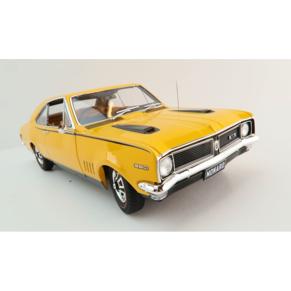Classic Carlectables 18834 Holden HG Monaro GTS 350 Indy Orange - Scale 1:18