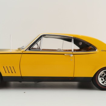Classic Carlectables 18834 Holden HG Monaro GTS 350 Indy Orange - Scale 1:18