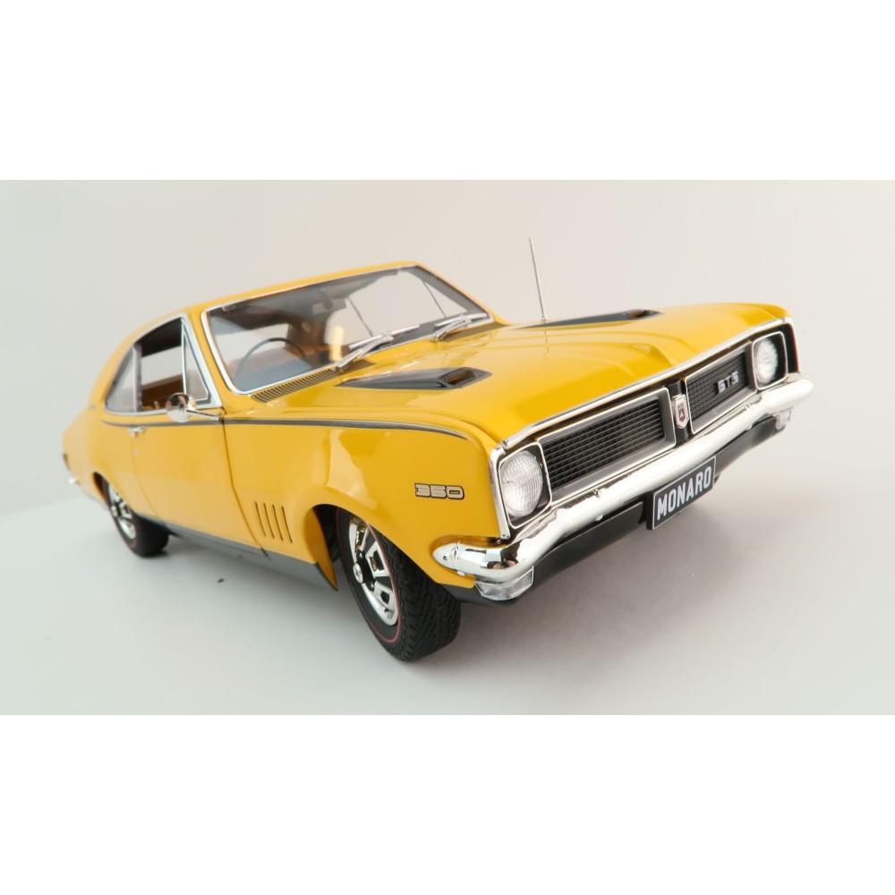 Classic Carlectables 18834 Holden HG Monaro GTS 350 Indy Orange - Scale 1:18