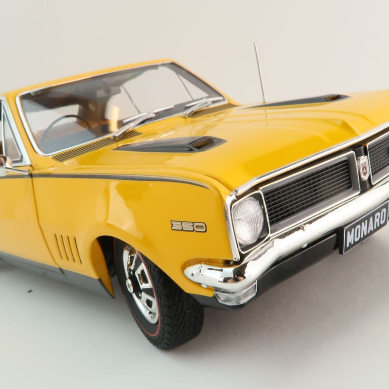 Classic Carlectables 18834 Holden HG Monaro GTS 350 Indy Orange - Scale 1:18