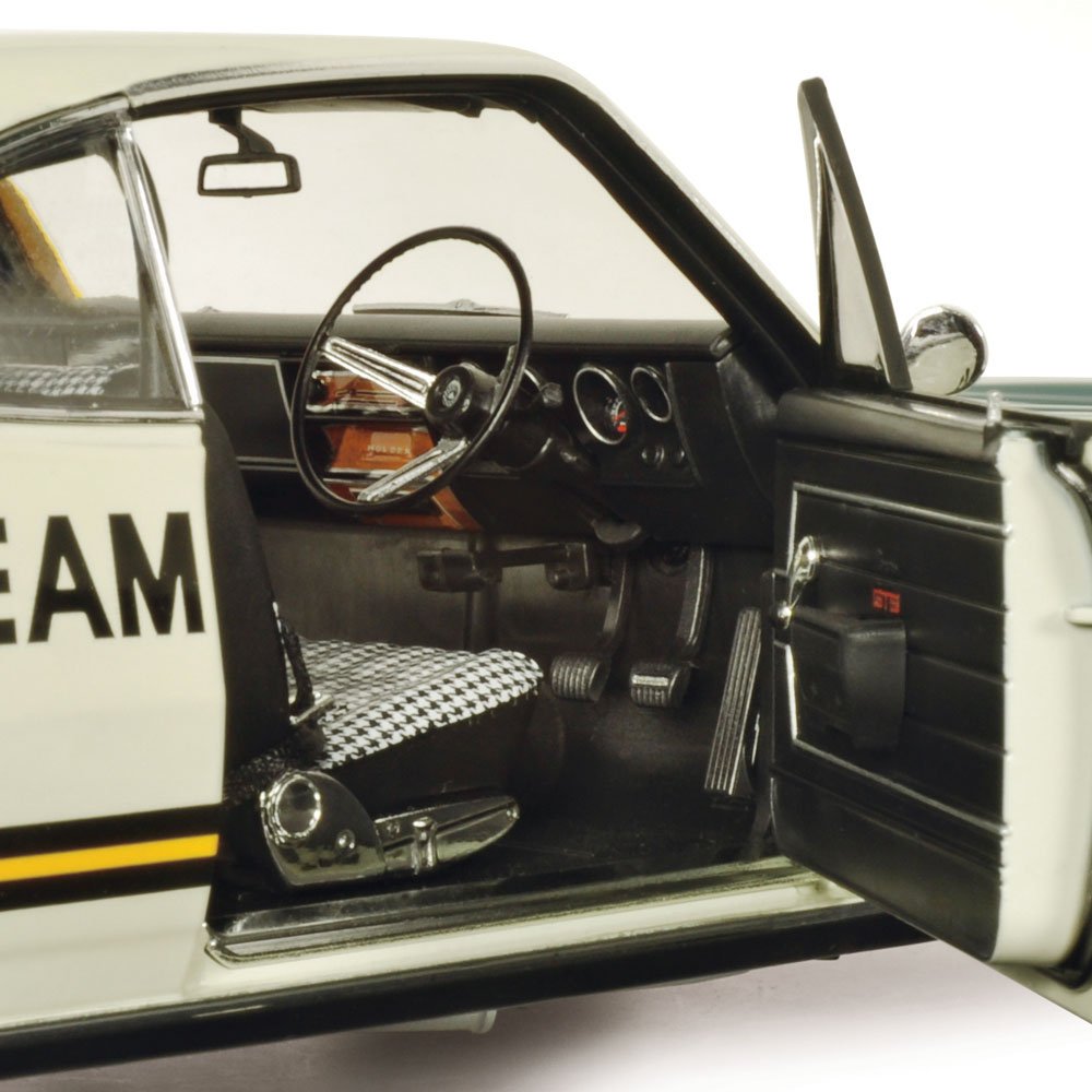 Classic Carlectables 18835 Holden HT Monaro GTS350 1969 Bathurst 43D Brock - Scale 1:18