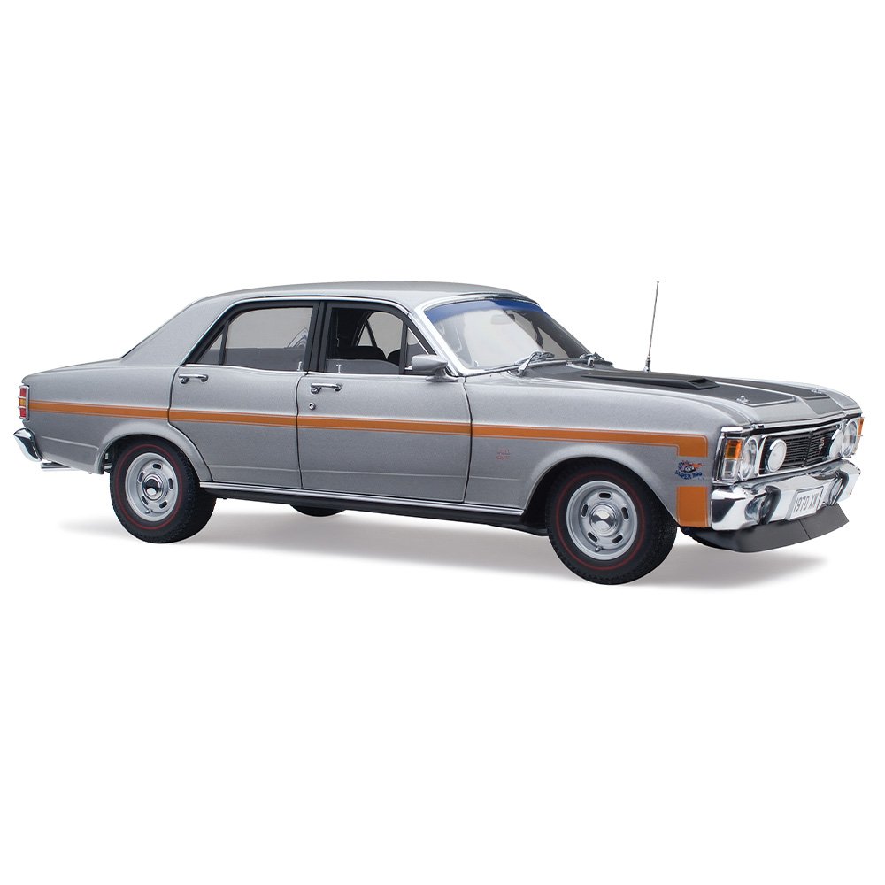 Classic Carlectables 18836 Ford XW Falcon GTHO Phase II Silver Fox - Scale 1:18