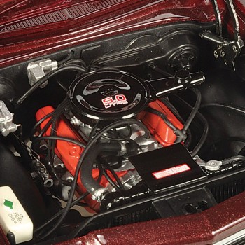 Classic Carlectables 18841 Holden HJ Monaro GTS Sedan Claret Metallic - Scale 1:18