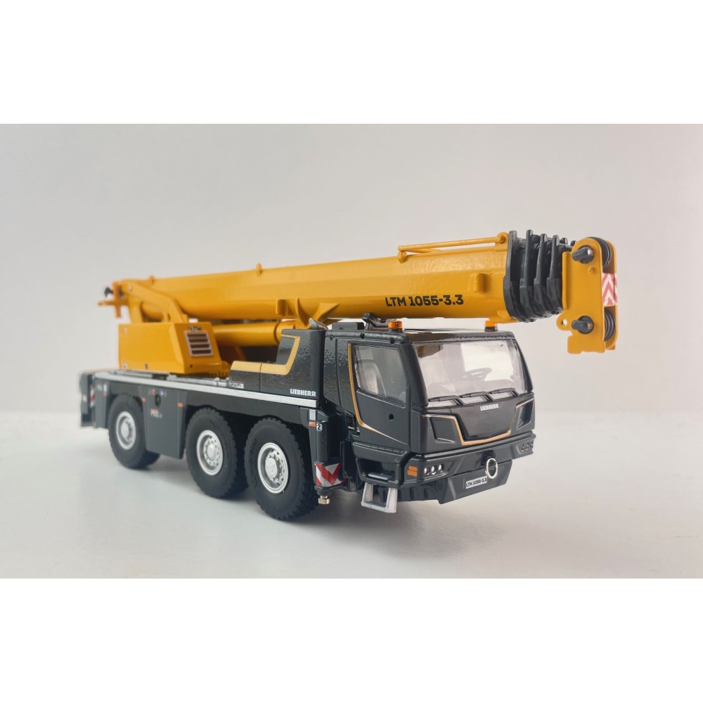 Conrad 2127/0 LIEBHERR LTM 1055-3.3 3-axle All-Terrain Mobile Crane New Bauma 2025 - Scale 1:50