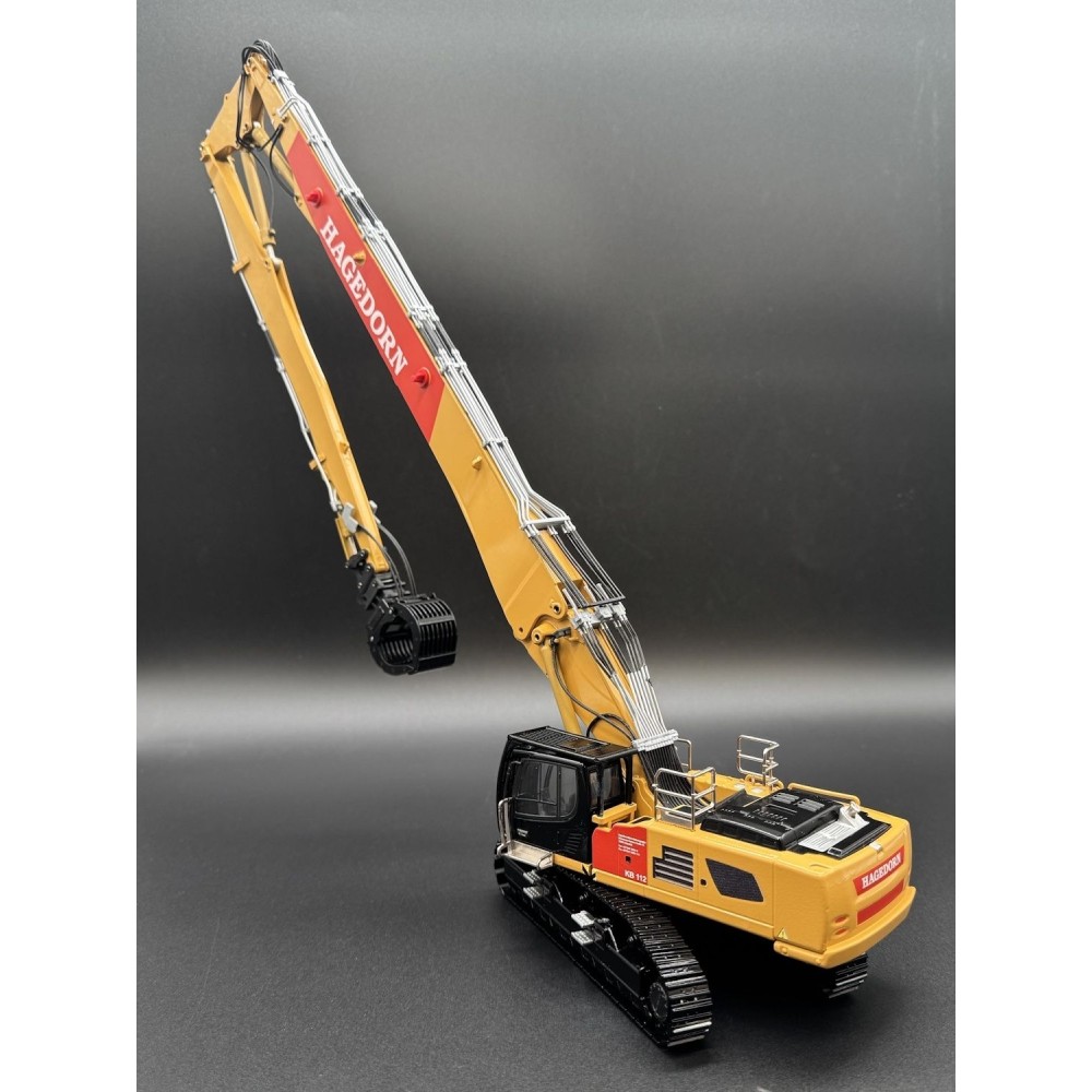 Conrad 2205/18 Liebherr R960 Litronic Excavator with Long Boom Demolition & Bucket HAGEDORN - Scale 1:50